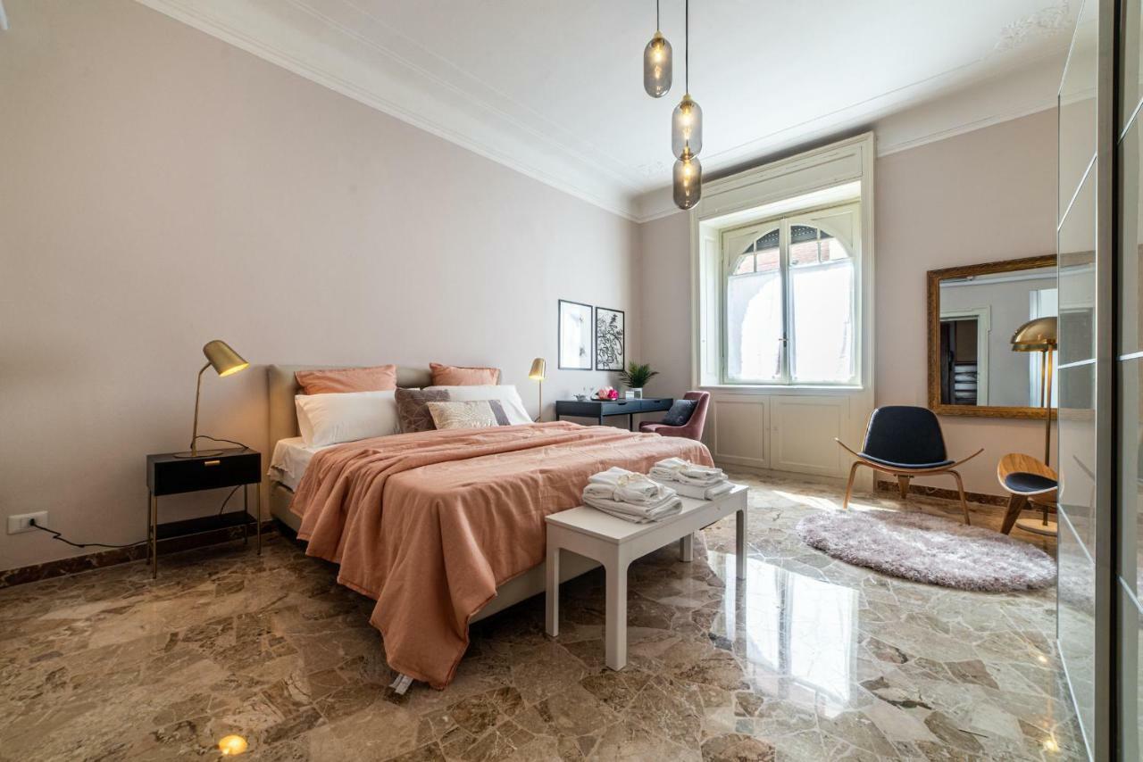 Appartement Joivy Sophisticated 3-Bed Flat With Desk à Milan Extérieur photo