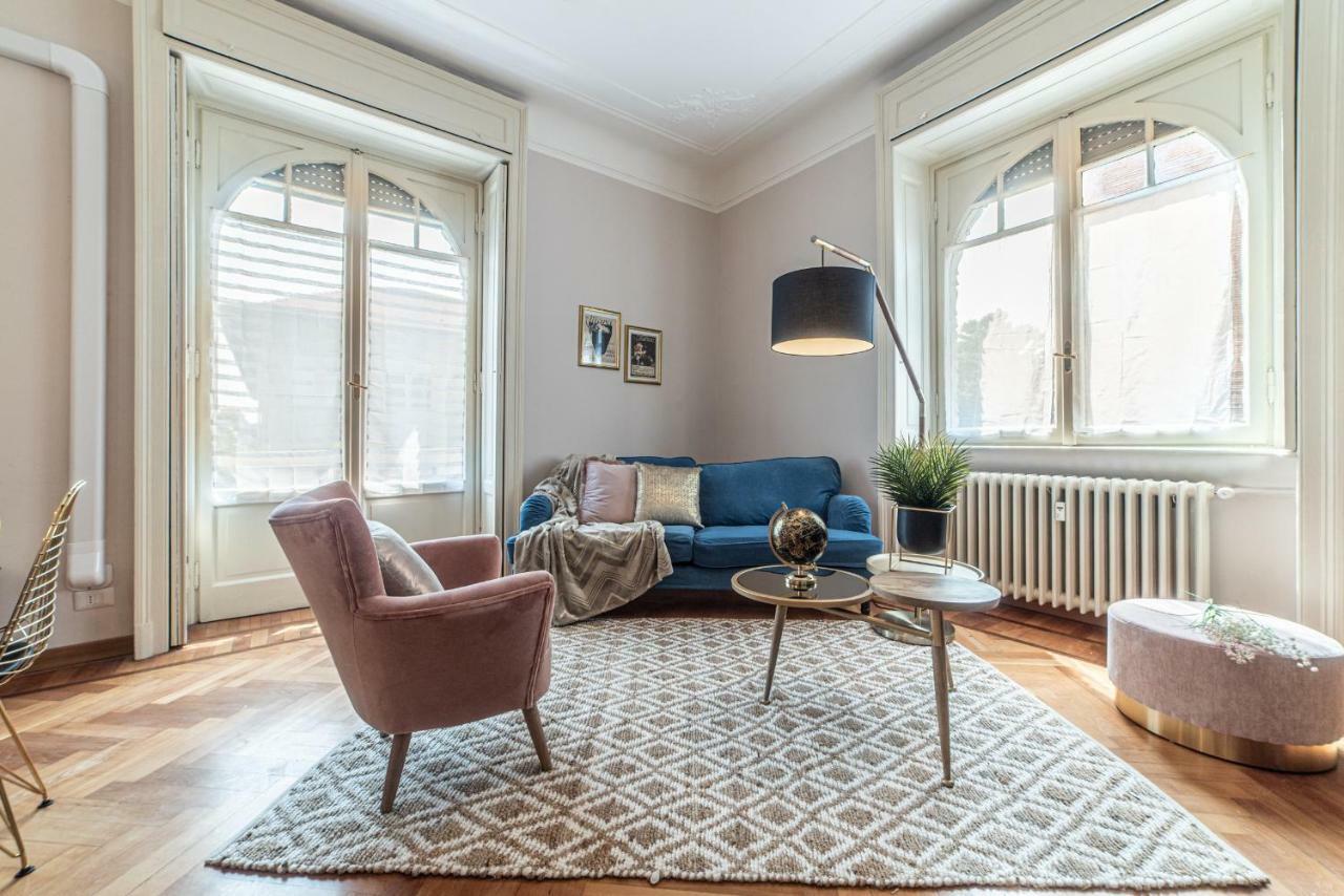 Appartement Joivy Sophisticated 3-Bed Flat With Desk à Milan Extérieur photo